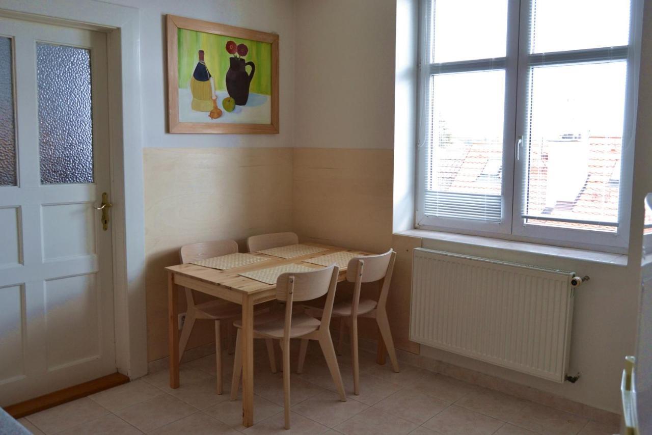 Pravouhla Apartamento Praga Exterior foto
